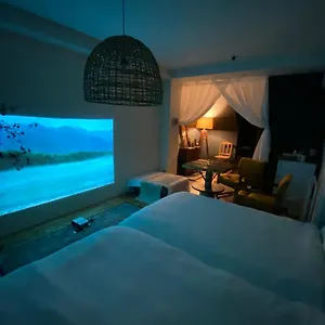 https://toe-library.alltokyohotels.com